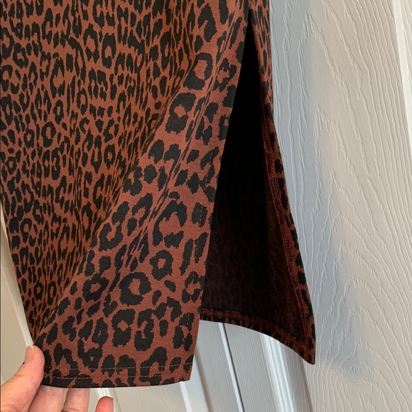 Ann Taylor, LOFT, Brown and Black Midi Pencil Skirt, size medium, EUC - Picture 3 of 8